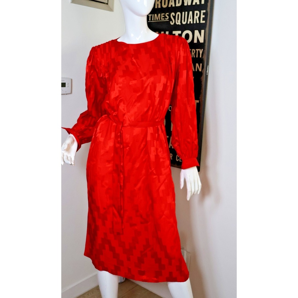 D'zio Dress Size 10 (Large/X-Large) Red 100% Silk Vintage Secretary‎ Dress